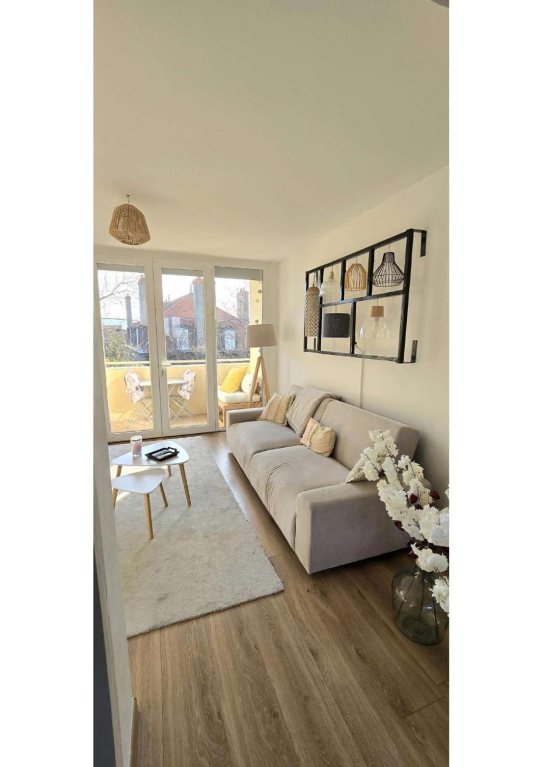 Superbe T3 Cosy, Parking Gratuit + Balcon Apartman Riom Kültér fotó