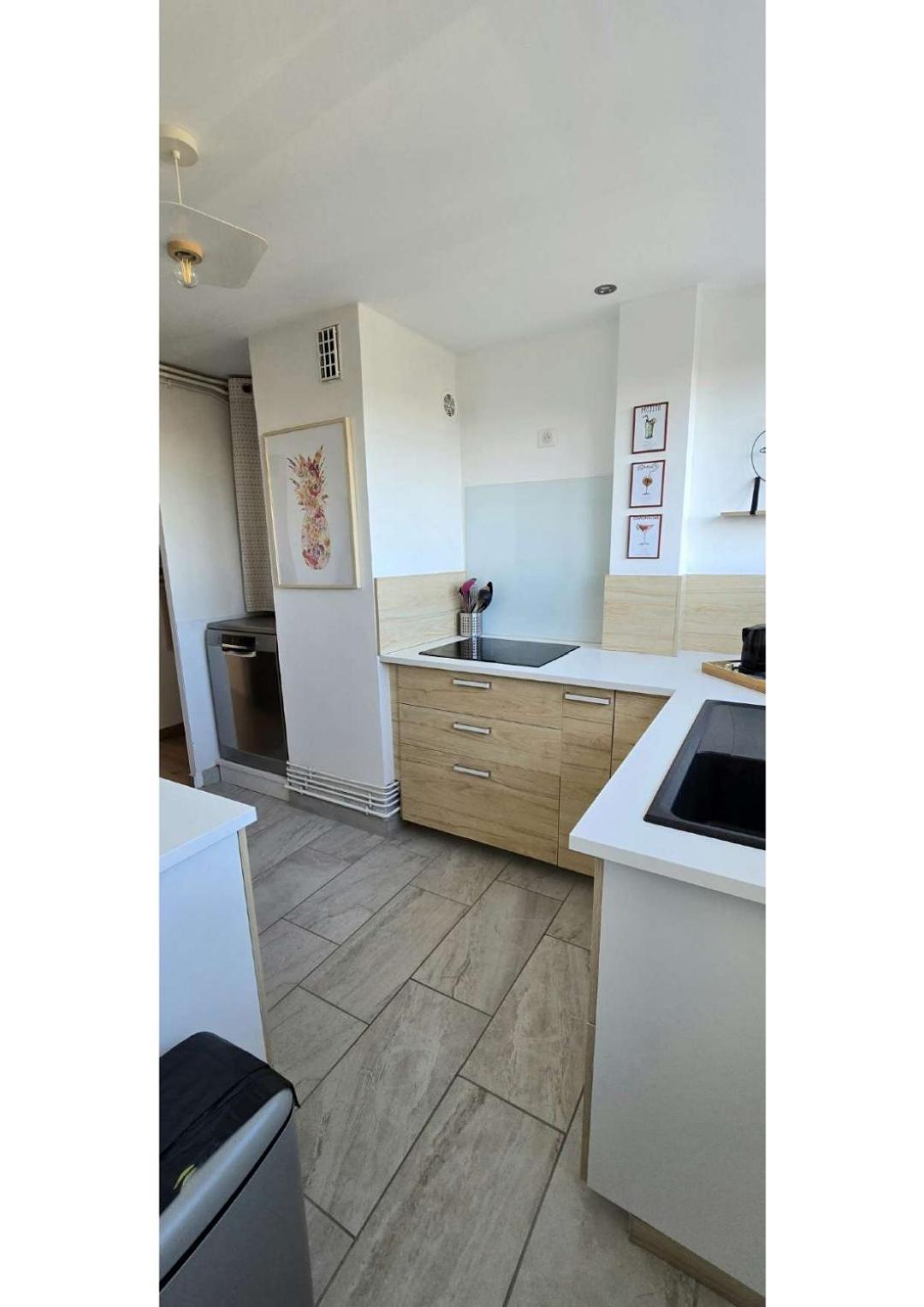 Superbe T3 Cosy, Parking Gratuit + Balcon Apartman Riom Kültér fotó